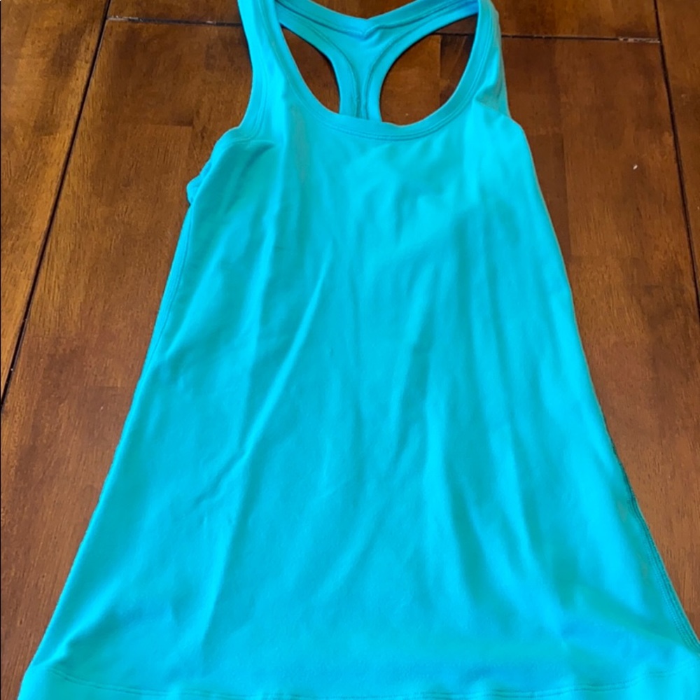 Lululemon tank